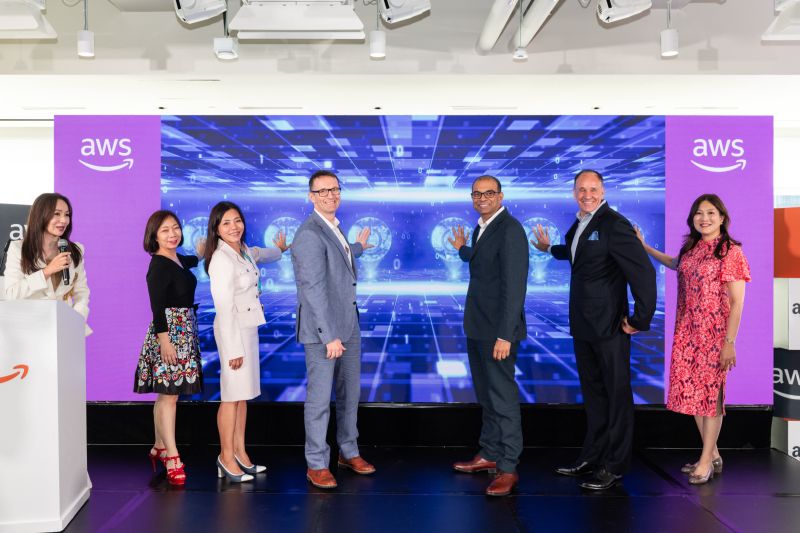 Today News, New AWS Asia Pacific Hub in Singapore!